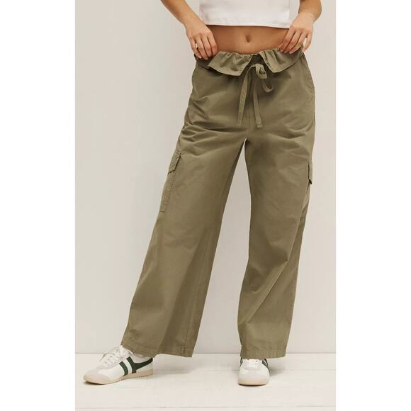 Stateside Wide-Leg Cargo Pants - New Small - Picture 4 of 5